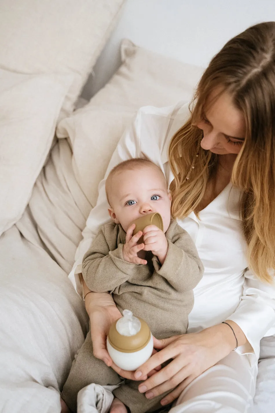 Baby Bottle 8 oz Medium Flow Oat