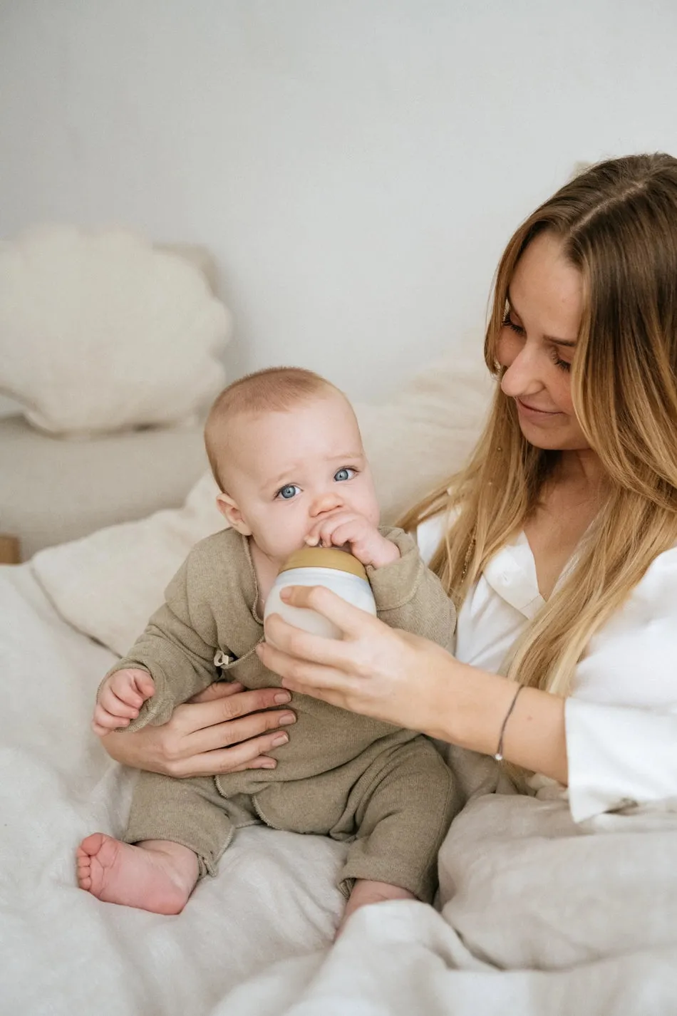 Baby Bottle 8 oz Medium Flow Oat