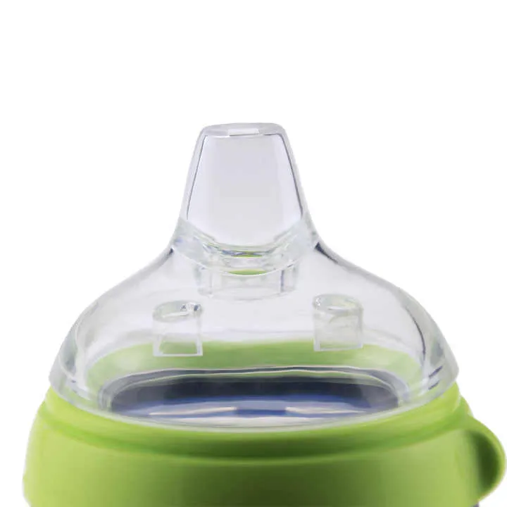 Baby Feeding Supplies Silicone Sipper Bottle for Baby. مستلزمات تغذية الطفل - زجاجة رضاعة سيليكون للأطفال