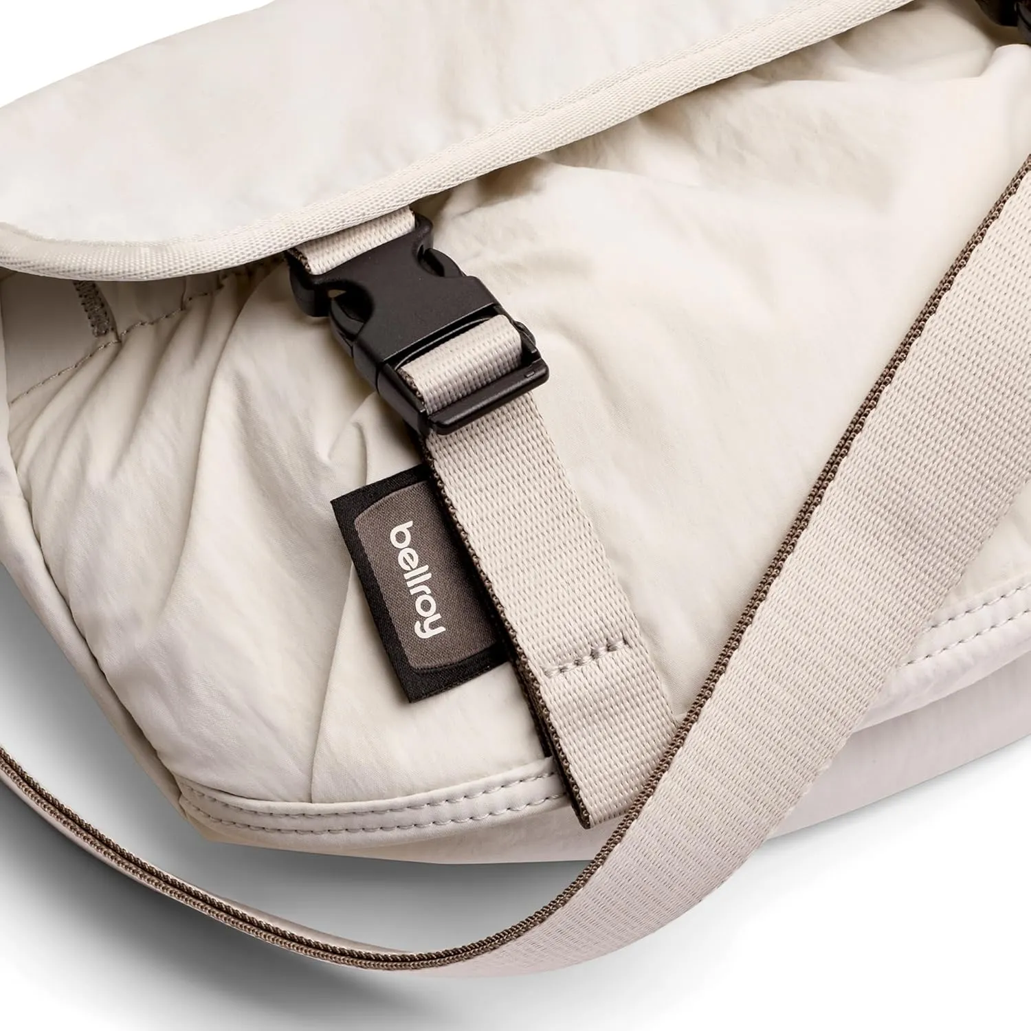 Bellroy Cinch Mini Messenger (6 liter lightweight, compact shoulder bag, water-resistant fabric, effortless organization) - Oat