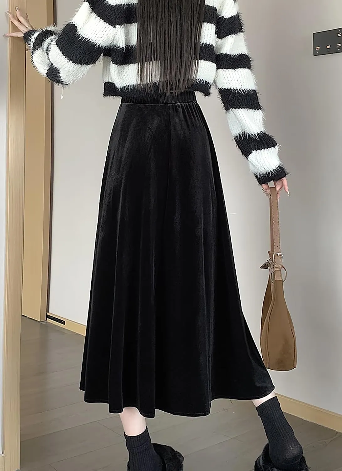 chouyatou Women's Fall Velvet Skirts High Elastic Waist Luxurious Parties Pleated A Line Swings Midi Skirt