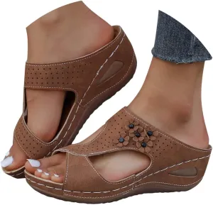 Eduavar Sandals for Women 2025 Slide Shoes Slip On Dressy Summer Open Toe Slippers Walking with Arch Support Beach Sandals