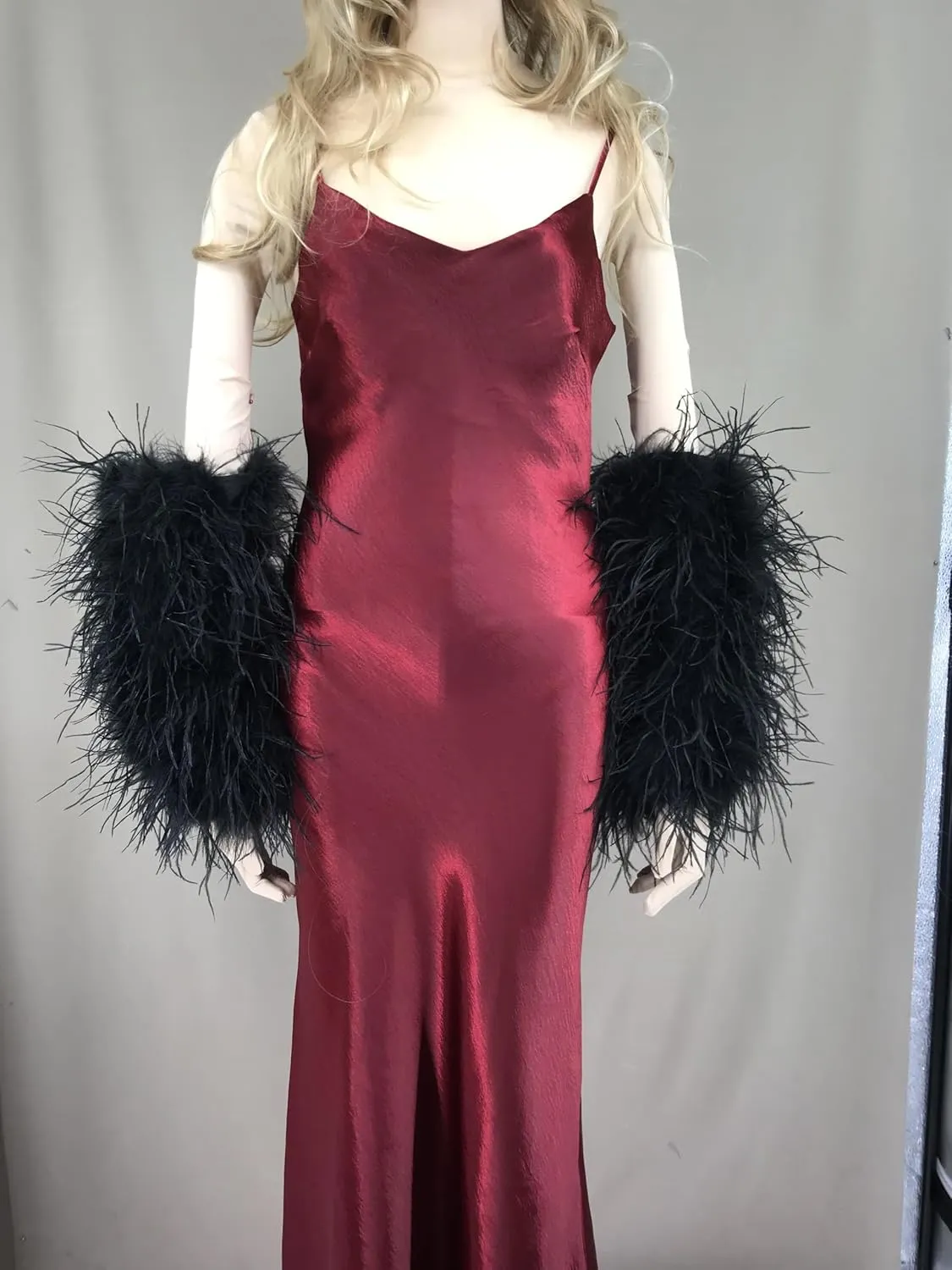 LVCOMEFF Women Natural Ostrich Feather Arm Sleeve Wrist Cuffs Warmer for Party Wedding Bride Concert Furry Luxurious Elegant