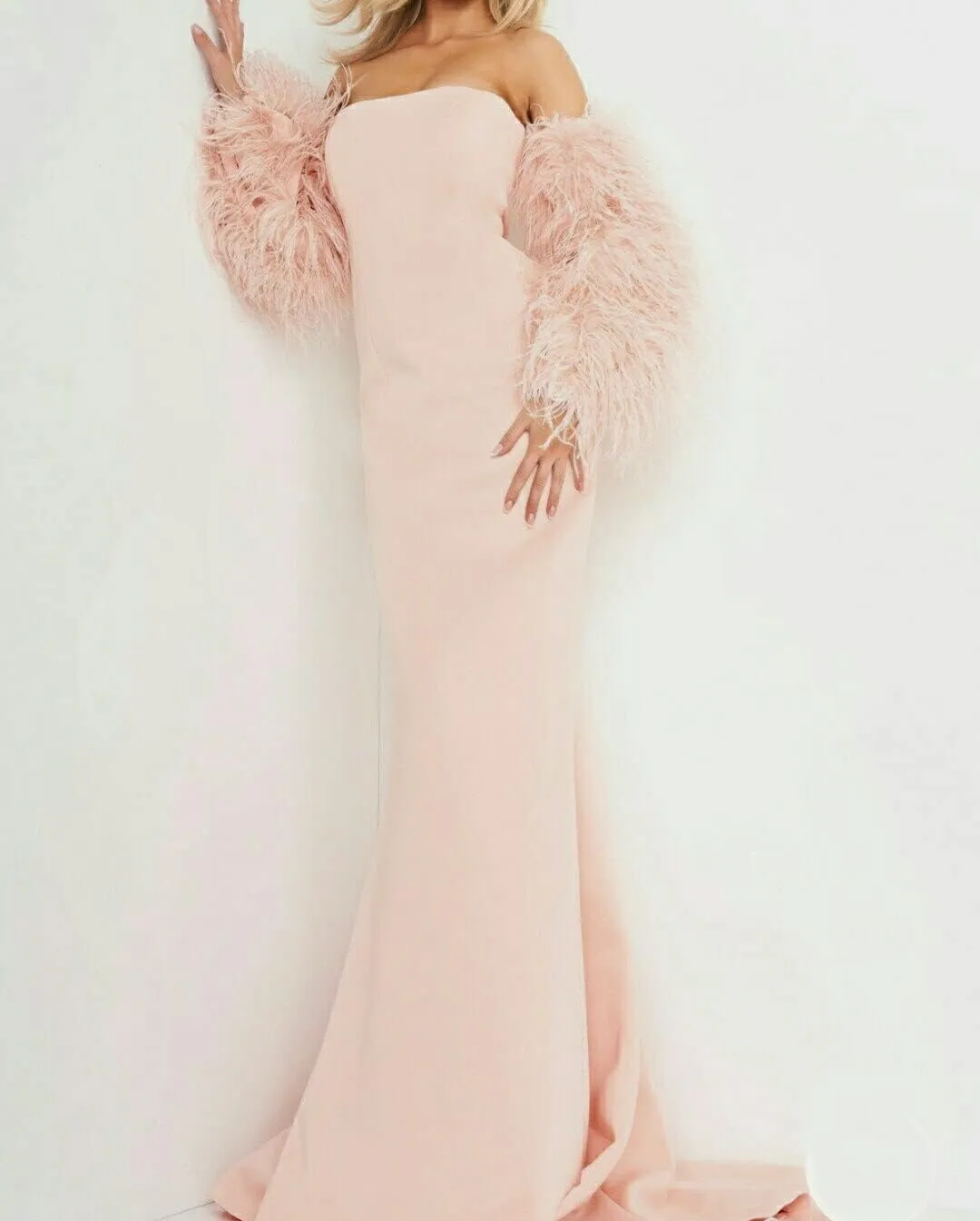 LVCOMEFF Women Natural Ostrich Feather Arm Sleeve Wrist Cuffs Warmer for Party Wedding Bride Concert Furry Luxurious Elegant