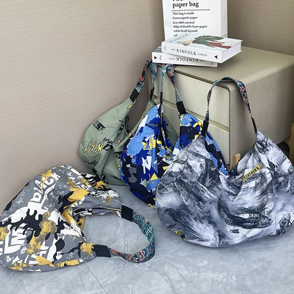 Tote Bag for Women, Nylon Tote Bag With Zipper, Large Capacity Foldable Shoulder Bag for Trval Work Gym Shopping