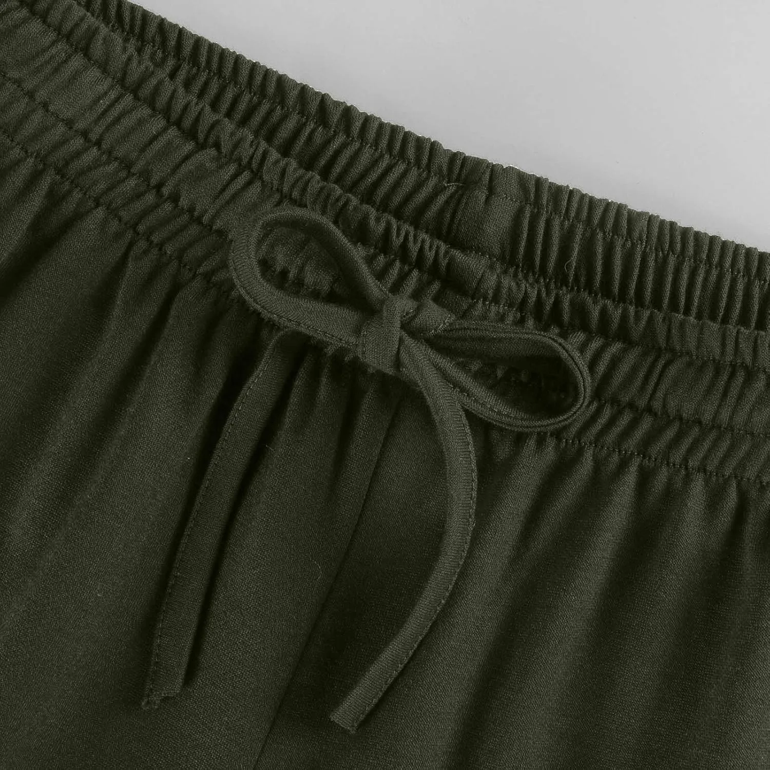 Women Cargo Capris Summer Plus Size Cotton Capris Casual Capri Pants with Pockets Drawstring Capri Sweatpants